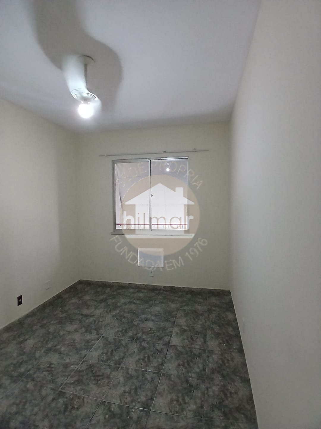 Apartamento para alugar com 2 quartos, 95m² - Foto 12