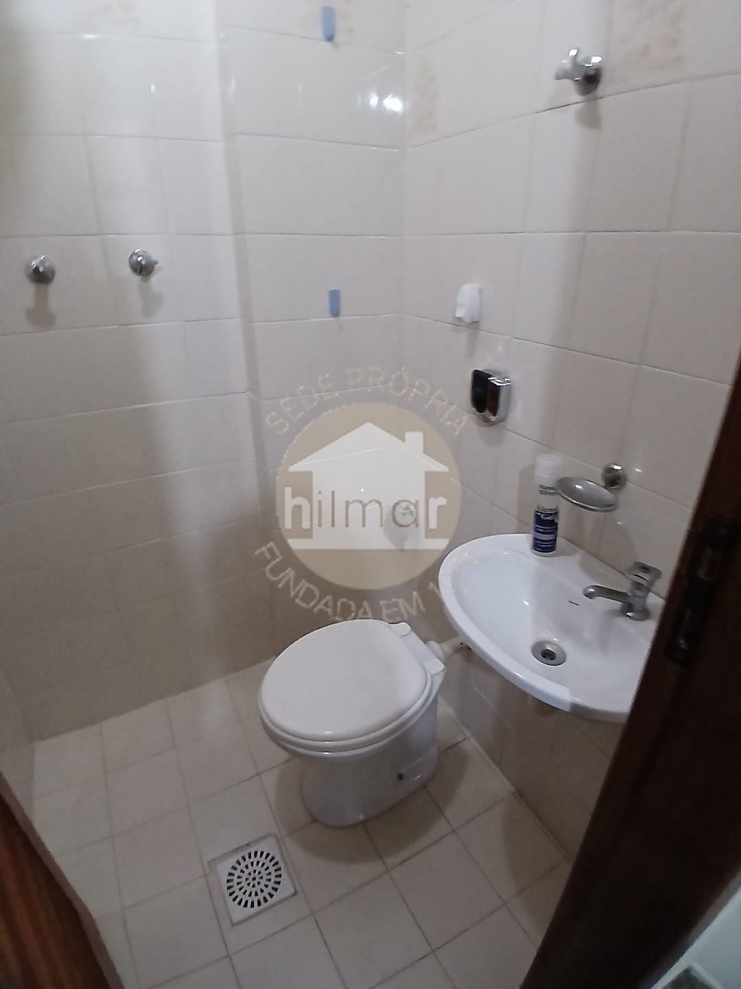 Apartamento para alugar com 2 quartos, 95m² - Foto 17