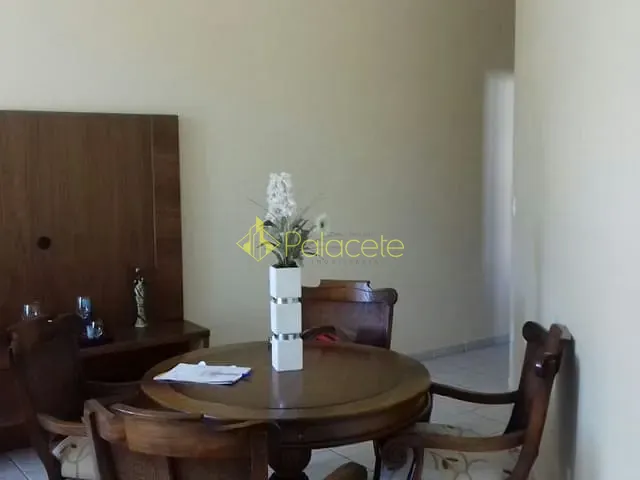 Apartamento à venda, no bairro Chácara Selles em Guaratinguetá