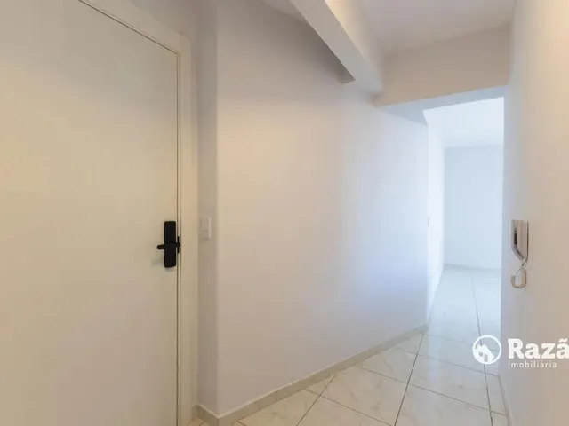 Apartamento 1 quarto e 1 banheiro, para alugar, no bairro Bigorrilho em Curitiba