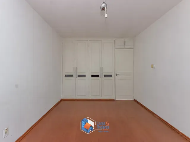 Apartamento com 760m² 2 quartos e 2 banheiros, à venda, no bairro Vila Uberabinha em São Paulo