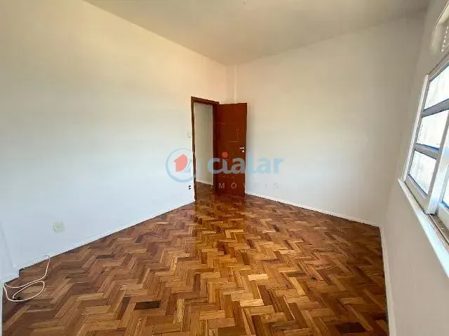Apartamento 1 quarto e 1 banheiro, à venda, no bairro Laranjeiras em Rio de Janeiro