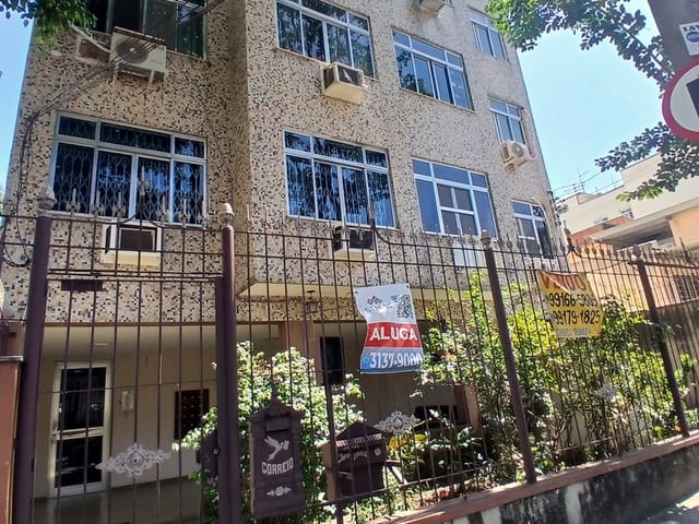 Foto do Apartamento - IRAJÁ - OTIMO APARTAMENTO PARA LOCAÇÃO COM 2 QUARTOS, SALA, COZINHA, BANHEIRO, ÁREA, GARAGEM E JUNTO AO COMÉRCIO. | Hilmar