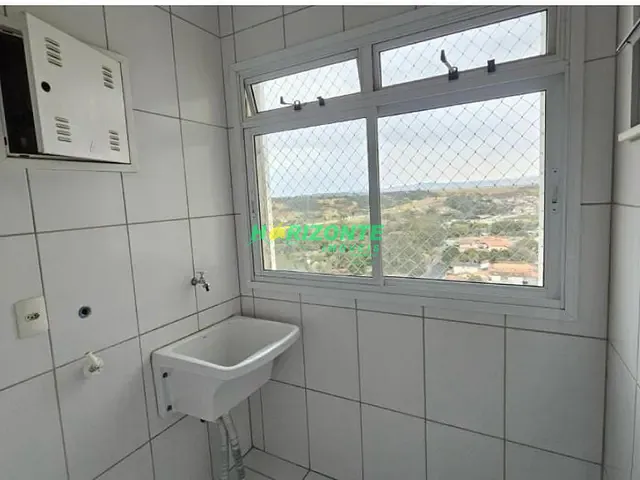 Apartamento 3 quartos e 2 banheiros, à venda, no bairro Jardim Uirá em São José dos Campos