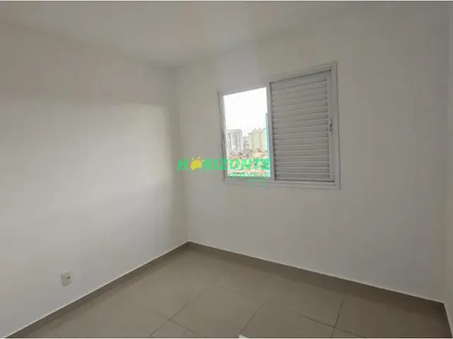 Apartamento 3 quartos e 2 banheiros, à venda, no bairro Jardim Uirá em São José dos Campos