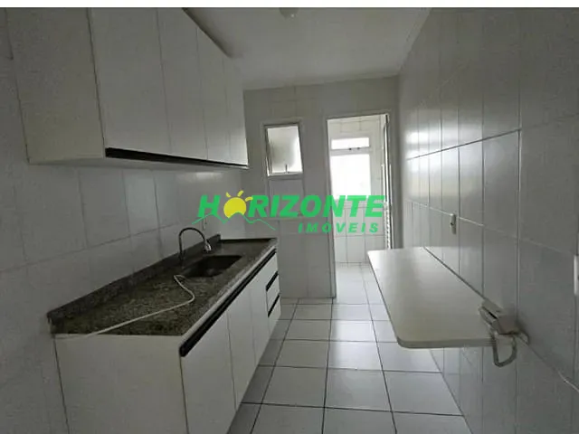 Apartamento 3 quartos e 2 banheiros, à venda, no bairro Jardim Uirá em São José dos Campos