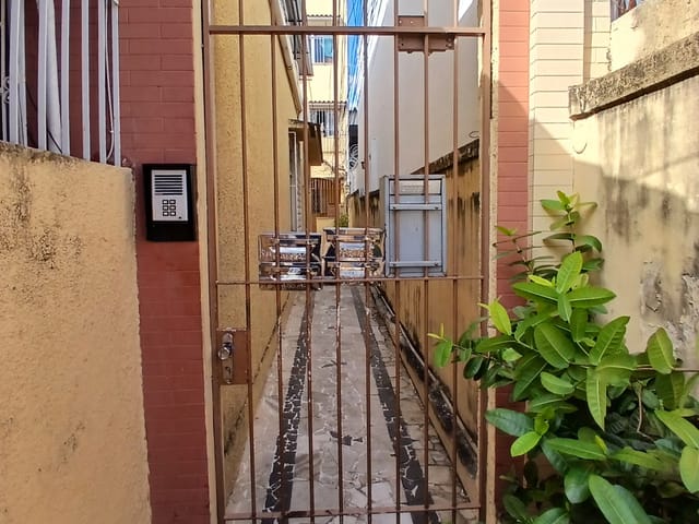 Foto do Apartamento - VILA KOSMOS - ÓTIMO APARTAMENTO COM UM QUARTO, SALA, COZINHA, BANHEIRO, ÁREA DE SERVIÇO E JUNTO AO COMÉRCIO. | Hilmar