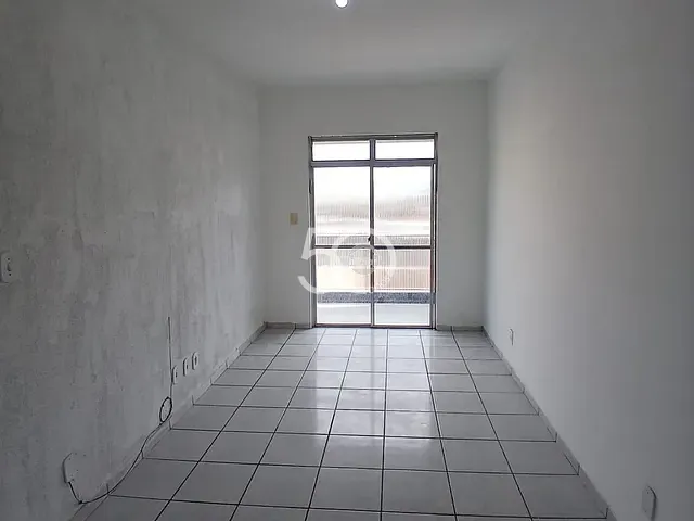 Apartamento com 71m² 2 quartos e 1 banheiro, para alugar, no bairro Vaz Lobo em Rio de Janeiro