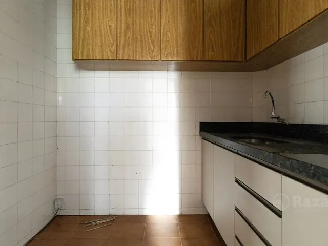 Apartamento 1 quarto e 1 banheiro, para alugar, no bairro Centro em Curitiba