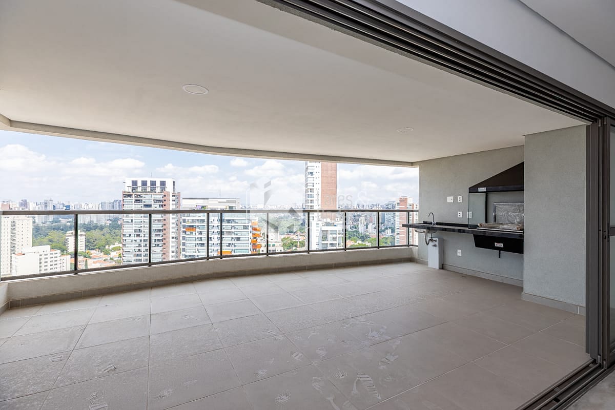 Apartamento, 3 quartos, 176 m² - Foto 1