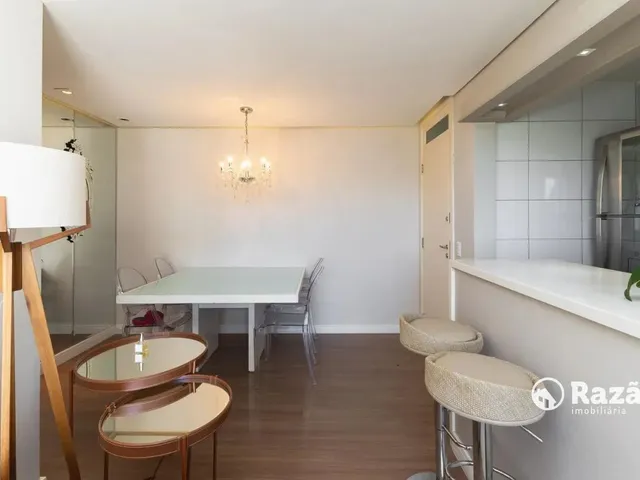 Apartamento 3 quartos e 2 banheiros, para alugar, no bairro Cristo Rei em Curitiba
