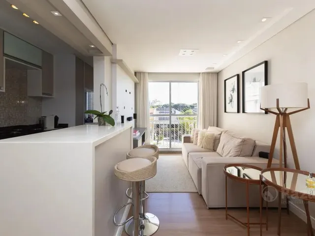 Apartamento 3 quartos e 2 banheiros, para alugar, no bairro Cristo Rei em Curitiba