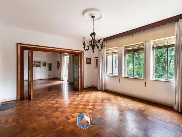 Apartamento com 300m² 4 quartos e 3 banheiros, à venda, no bairro Higienópolis em São Paulo