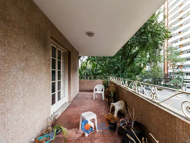 Apartamento com 300m² 4 quartos e 3 banheiros, à venda, no bairro Higienópolis em São Paulo