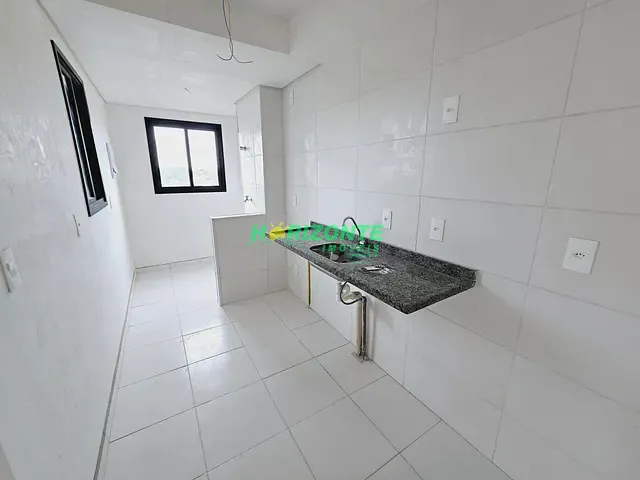 Apartamento com 65m² 2 quartos e 2 banheiros, à venda, no bairro Parque Industrial em São José dos Campos