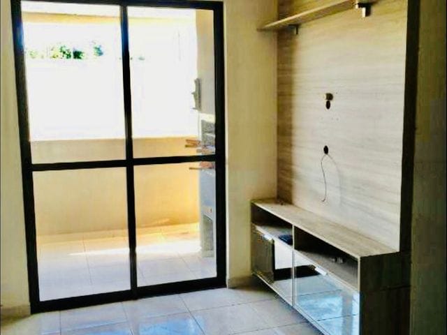 Foto do Apartamento - Apartamento à venda, Zona Norte, Térreo, Condomínio Residencial Tretorri -2 Quartos - 1 Banheiro - Sacada estendida com churrasqueira - Semi-mobiliado | Guepardo Imob