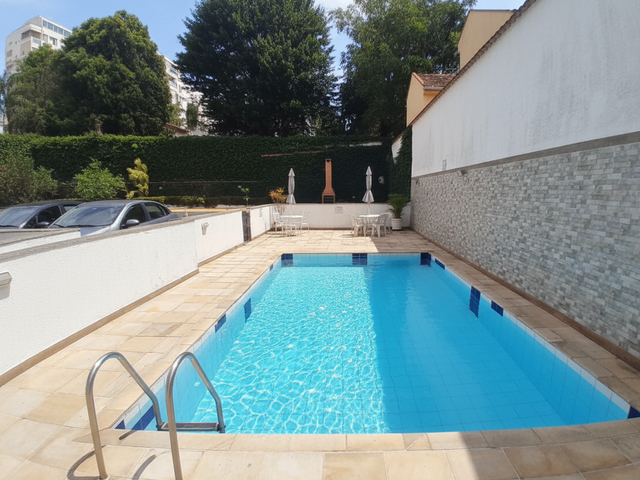 Foto do Apartamento - 3 QUARTOS NA FREGUESIA - R$2.000,00 - APARTAMENTO COM VARANDA, COZINHA PLANEJADA E LAZER COMPLETO (PISCINA/CHURRASQUEIRA) COM PORTARIA 24H. | Hilmar