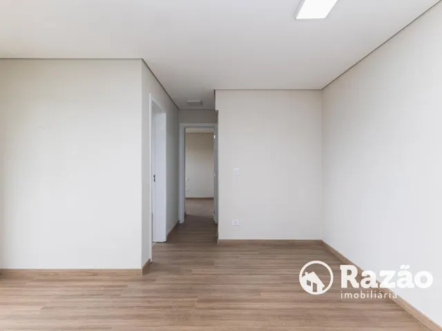 Apartamento 2 quartos e 1 banheiro, para alugar, no bairro Campina do Siqueira em Curitiba