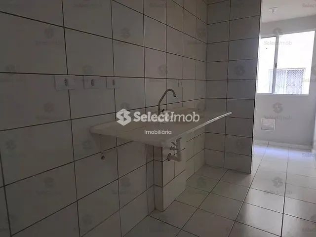 Apartamento com 50m² 2 quartos e 1 banheiro, para alugar, no bairro Jardim Estrela em Mauá