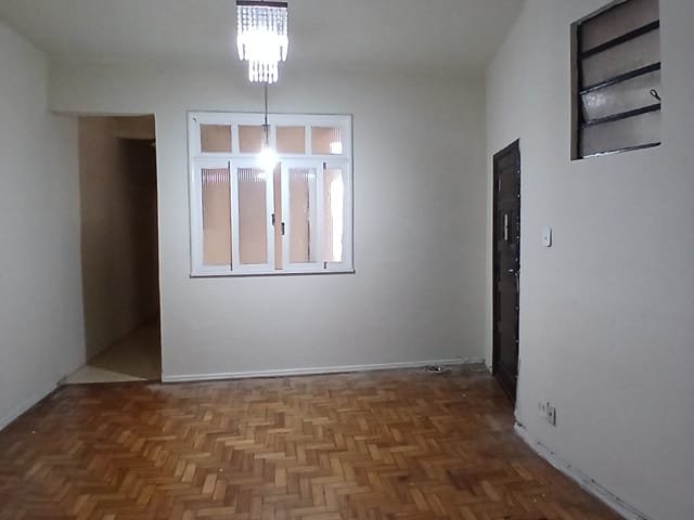 Foto do Apartamento - VILA DA PENHA - ÓTIMO APARTAMENTO DE 2 QUARTOS, SALA, COZINHA E PROXIMO AO COMÉRCIO | Hilmar