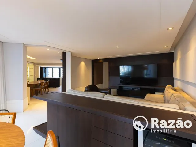 Apartamento 3 quartos e 3 banheiros, para alugar, no bairro Cabral em Curitiba