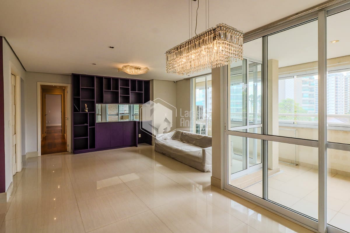 Apartamento, 3 quartos, 192 m² - Foto 2