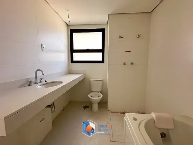 Apartamento com 310m² 4 quartos e 6 banheiros, à venda, no bairro Higienópolis em São Paulo