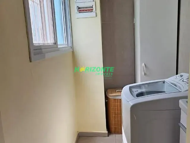 Apartamento 2 quartos e 1 banheiro, à venda, no bairro Parque Industrial em São José dos Campos
