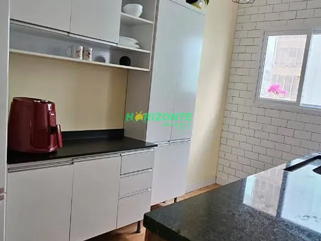 Apartamento 2 quartos e 1 banheiro, à venda, no bairro Parque Industrial em São José dos Campos