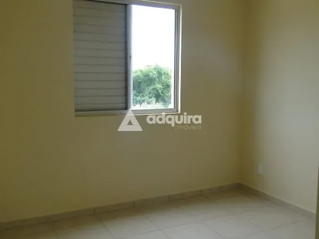 Apartamento com 61m² 2 quartos e 1 banheiro, à venda, no bairro Uvaranas em Ponta Grossa