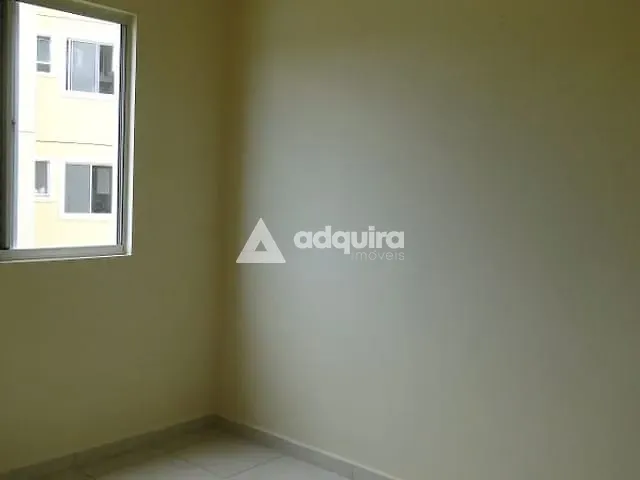 Apartamento com 61m² 2 quartos e 1 banheiro, à venda, no bairro Uvaranas em Ponta Grossa