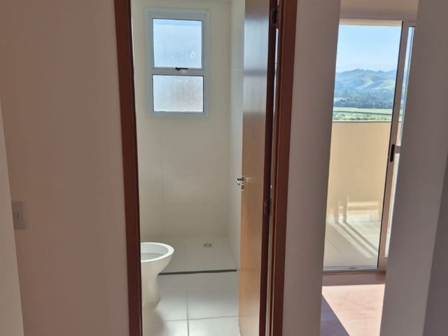 Apartamento 1 quarto e 2 banheiros, à venda ou para alugar, no bairro Condomínio Residencial Colinas do Paratehy em São José dos Campos
