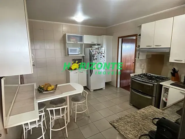 Apartamento com 164m² 4 quartos e 4 banheiros, à venda, no bairro Centro em São José dos Campos