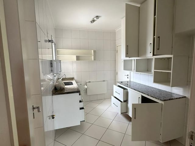 Apartamento 3 quartos e 3 banheiros, à venda, no bairro Vila Jaboticabeira em Taubaté