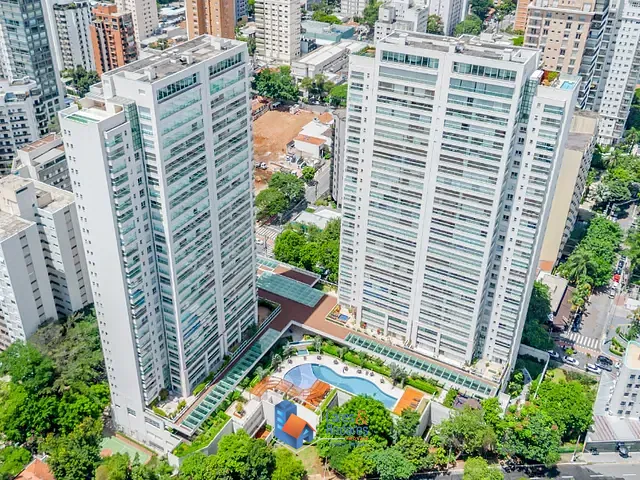 Apartamento com 335m² 3 quartos e 5 banheiros, à venda, no bairro Vila Uberabinha em São Paulo