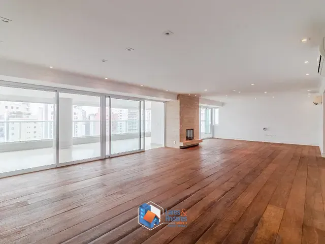 Apartamento com 335m² 3 quartos e 5 banheiros, à venda, no bairro Vila Uberabinha em São Paulo