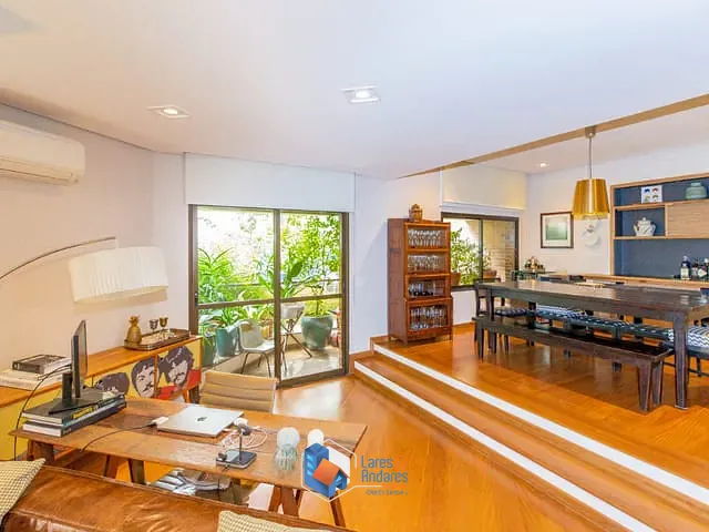 Apartamento com 218m² 3 quartos e 4 banheiros, à venda, no bairro Itaim Bibi em São Paulo