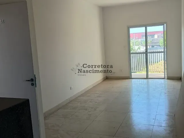 Apartamento 2 quartos e 1 banheiro, à venda, no bairro Jaraguá em Caraguatatuba