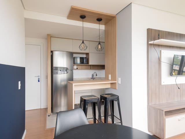 Apartamento 2 quartos e 1 banheiro, à venda ou para alugar, no bairro São Gonçalo em Pelotas