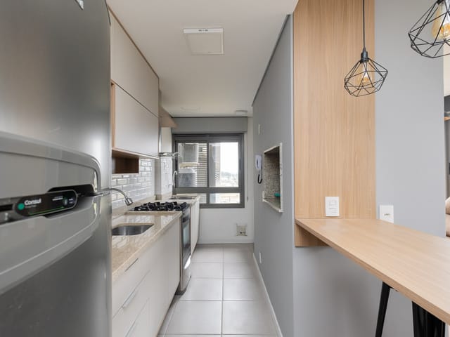 Apartamento 2 quartos e 1 banheiro, à venda ou para alugar, no bairro São Gonçalo em Pelotas