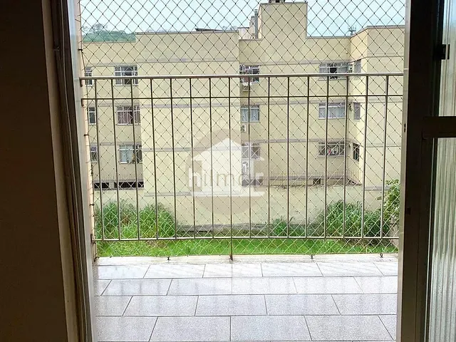 Apartamento 2 quartos e 2 banheiros, à venda, no bairro Irajá em Rio de Janeiro