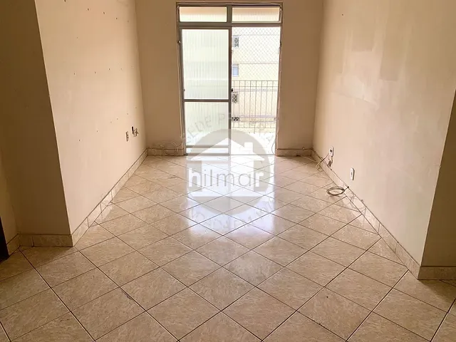 Apartamento 2 quartos e 2 banheiros, à venda, no bairro Irajá em Rio de Janeiro