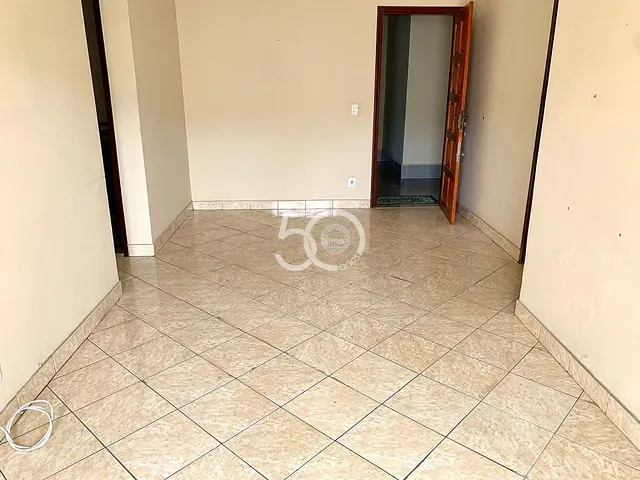 Apartamento 2 quartos e 2 banheiros, à venda, no bairro Irajá em Rio de Janeiro