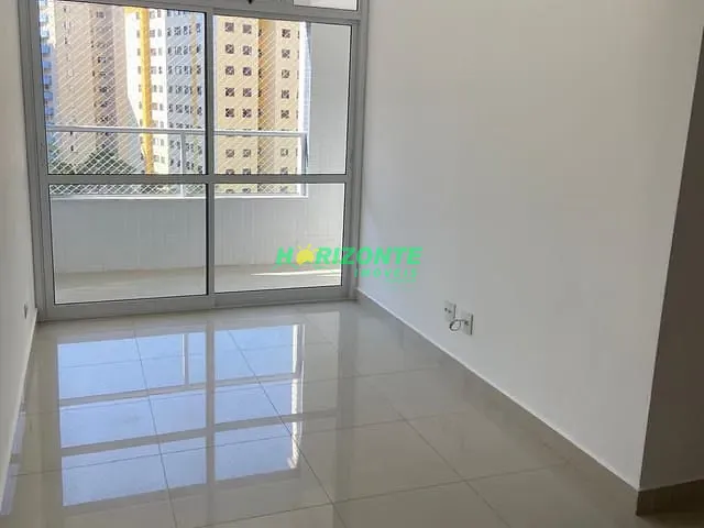 Apartamento com 79m² 2 quartos e 2 banheiros, para alugar, no bairro Condomínio Royal Park em São José dos Campos
