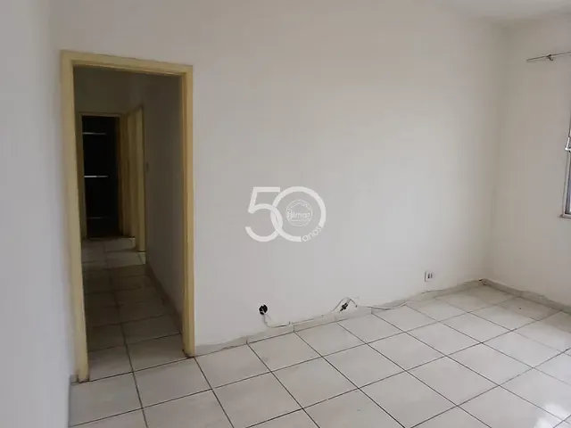 Apartamento com 110m² 2 quartos e 1 banheiro, para alugar, no bairro Penha Circular em Rio de Janeiro
