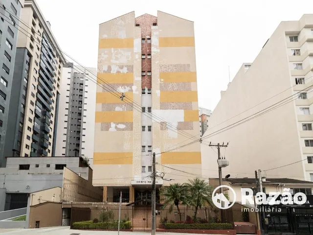 Apartamento 2 quartos e 1 banheiro, para alugar, no bairro Cristo Rei em Curitiba