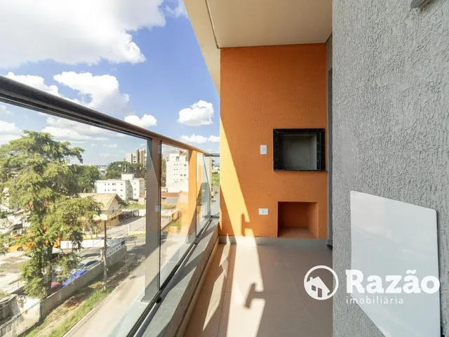 Apartamento 2 quartos e 3 banheiros, para alugar, no bairro Portão em Curitiba