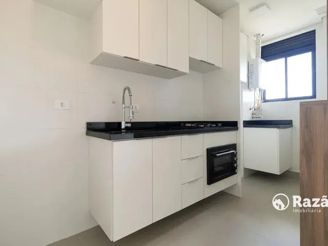 Apartamento 2 quartos e 1 banheiro, para alugar, no bairro Portão em Curitiba