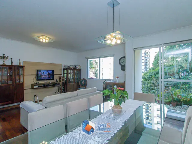Apartamento com 110m² 3 quartos e 2 banheiros, à venda, no bairro Moema em São Paulo