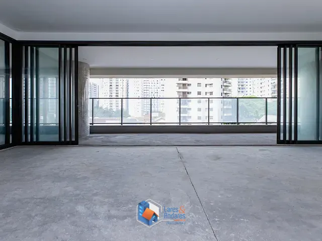 Apartamento com 210m² 3 quartos e 5 banheiros, à venda, no bairro Campo Belo em São Paulo